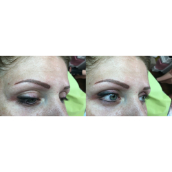 Master class in butterfly eyeliner