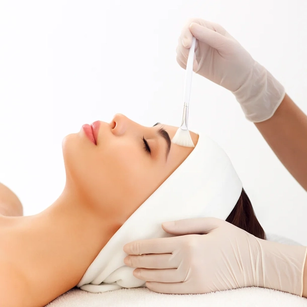 CPD-Certified Clinical Peel Course (ONLINE THEORY, PRACTICAL TRAINING AT COURSE CENTER)