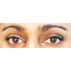 Master class in butterfly eyeliner